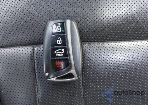 2016 Hyundai Genesis 3.8 z USA, uszkodzony, nr VIN KMHGN4JE3GU126319